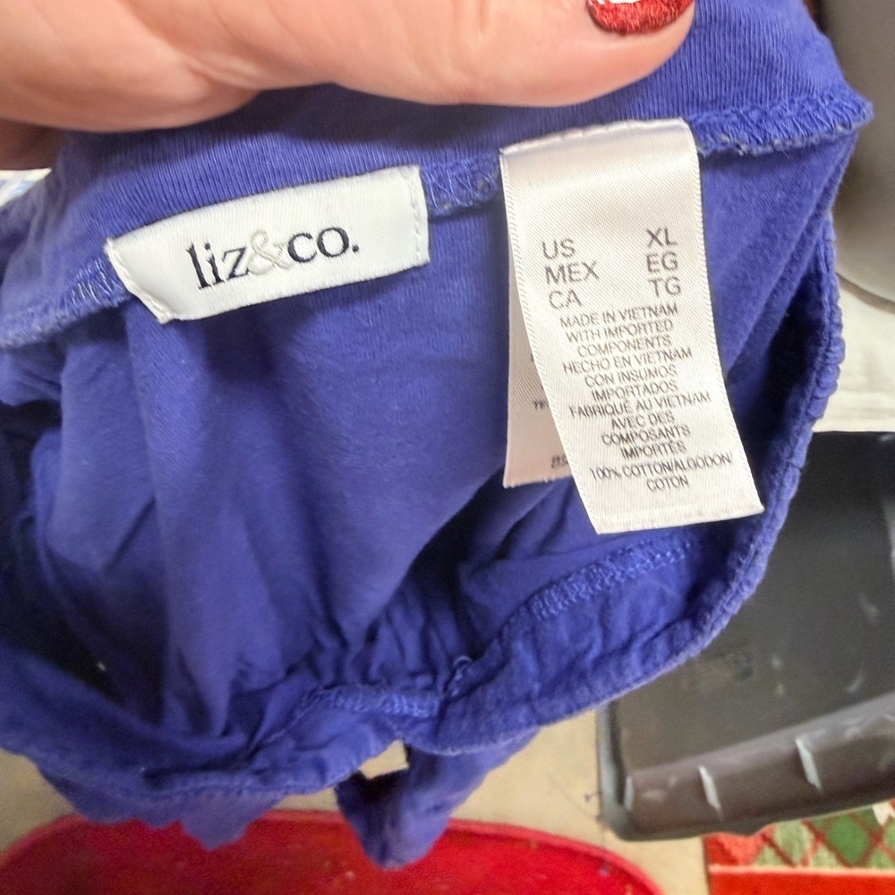 Women's Blue V-Neck Top - Picture 3 of 4